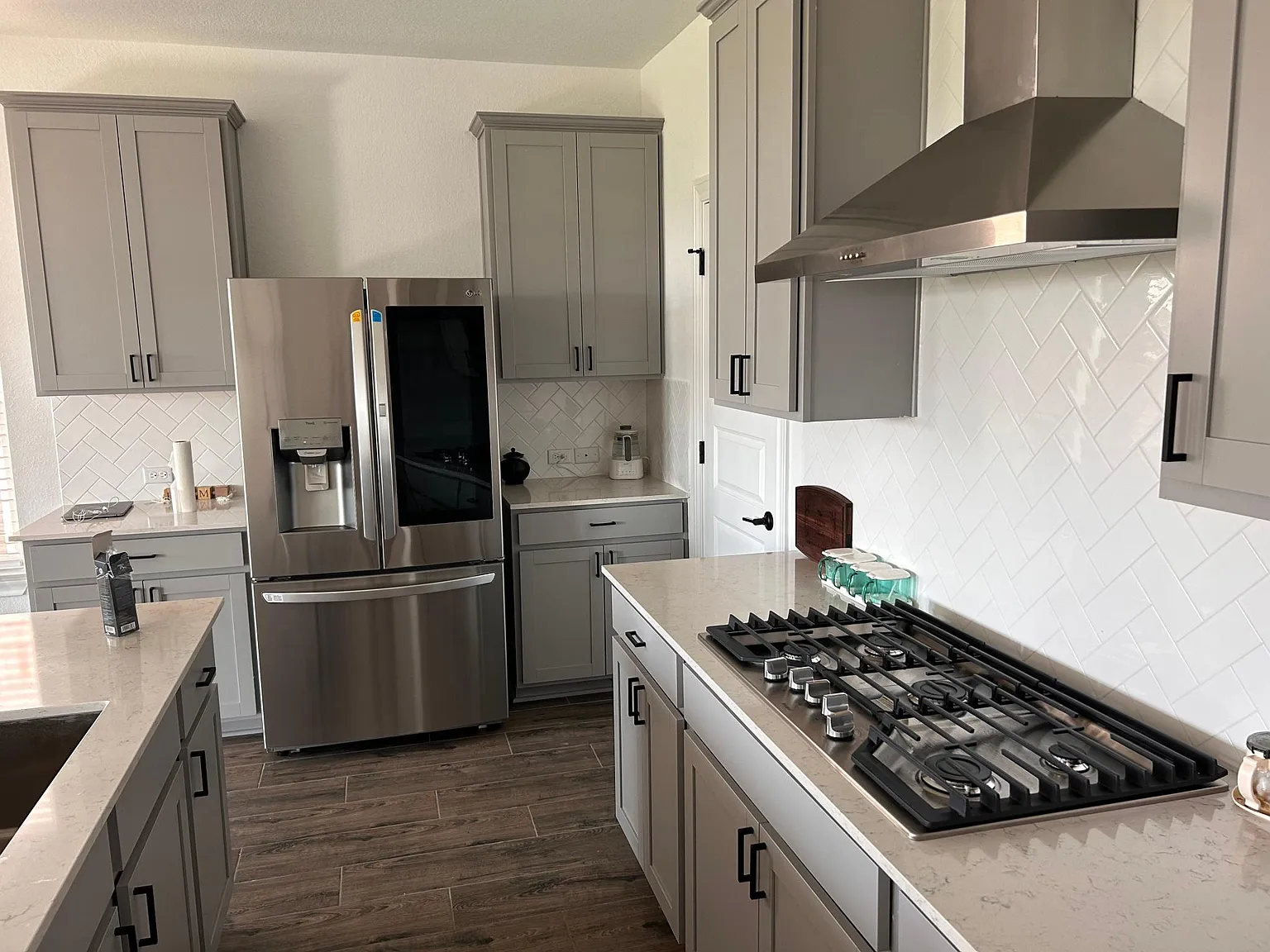 6 bed, 2762 sqft, $3,300 — Photo 4