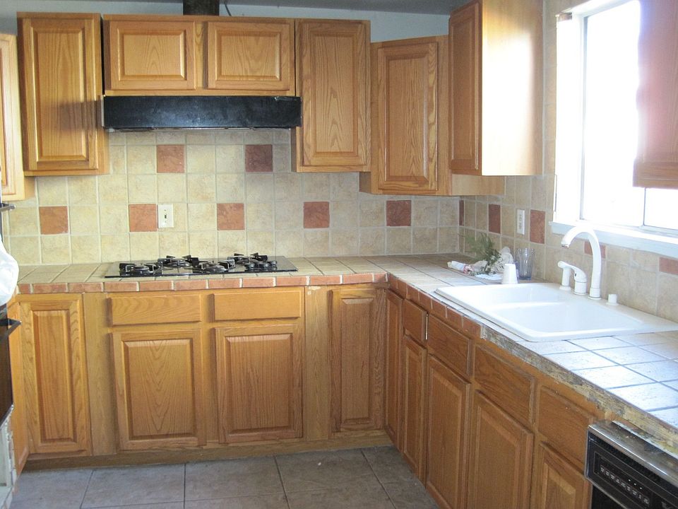 1st image of 8220 Specht Ave