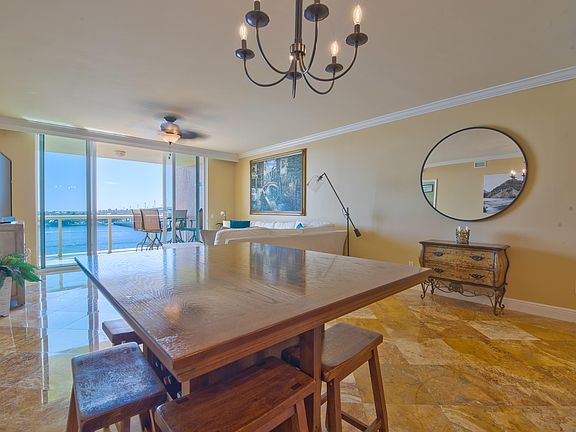 5th image of 2640 Lake Shore Dr Unit 610