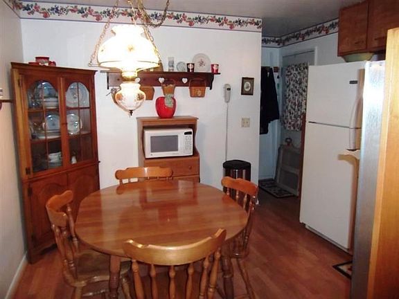 2nd image of 3587 Woodsong Dr