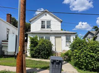 208 34th Ave N, Minneapolis, MN 55412