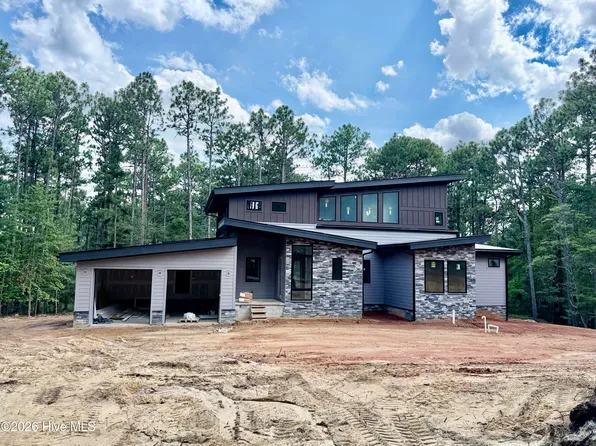 239 Hill Road, Southern Pines, NC 28387