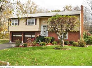 718 Folly Brook Blvd, Wethersfield, CT 06109