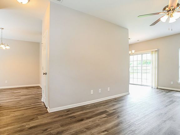 5th image of 6319 Gatesville Ln