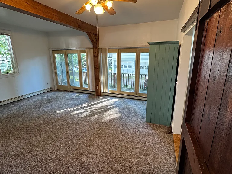 683 State St #4 — Photo 3