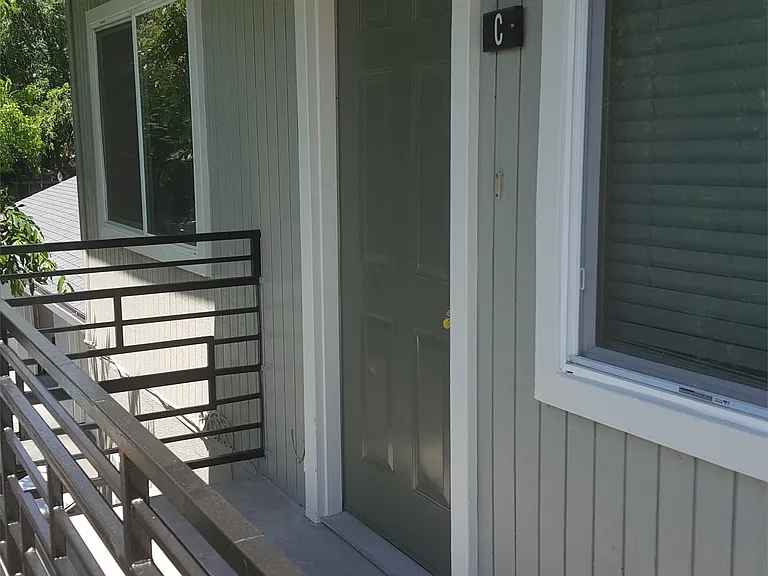 3118 College Ave #A — Photo 3