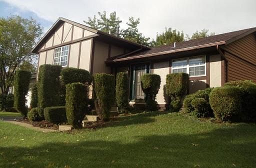 1st image of 3520 Marseilles Ln