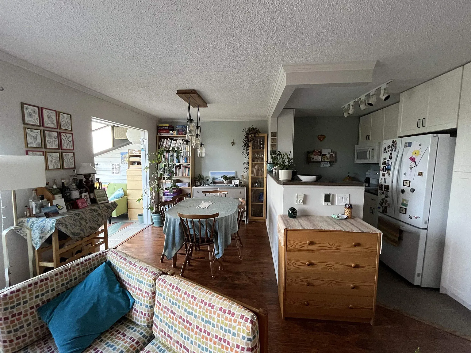 1 bed, 721 sqft, $2,500 — Photo 3