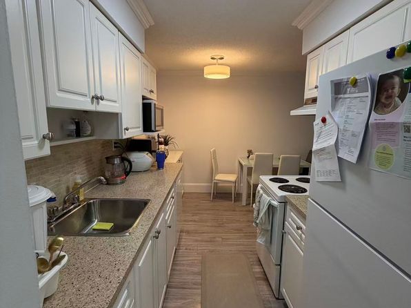 1 bedroom rental in Coquitlam — photo 7
