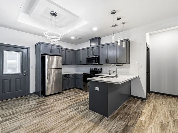 4th image of 1408 E Hibiscus Ave APT 2
