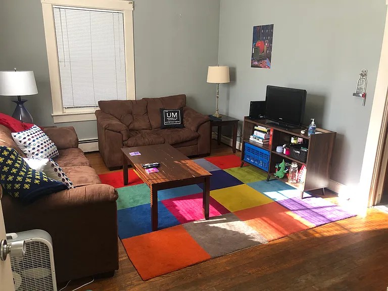 721 Catherine St #1 — Photo 4
