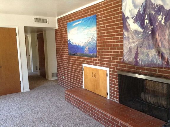 3rd image of 606 La Fonda Dr