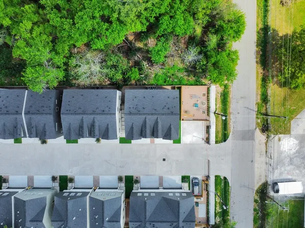5306 Kindred Ln, Houston, TX 77049