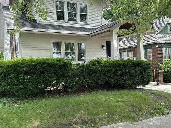 1605 Kearsley Park Blvd, Flint, MI 48506