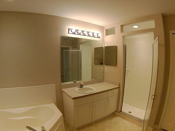 2nd image of 2726 SW 3rd Pl #0