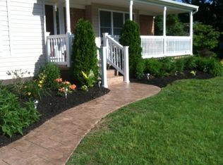 19 Ridgewood Ave, Delran, NJ 08075