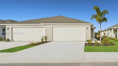 20511 Hazelnut Ct S #20511 Photo 1