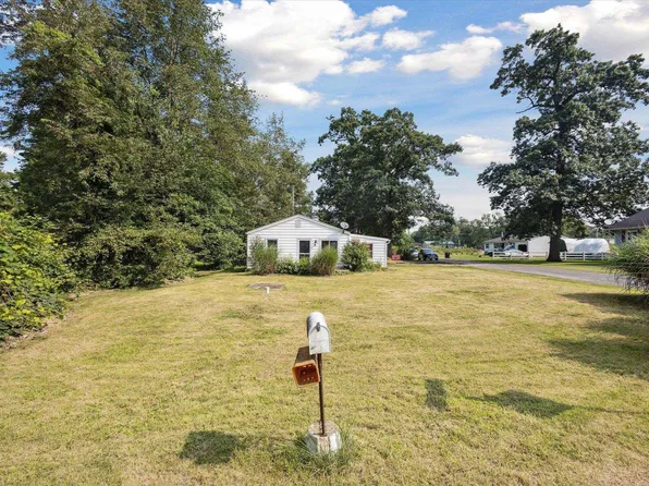 20141 Layden St, South Bend, IN 46637