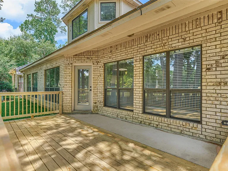 13707 Fountainview Dr — Photo 39