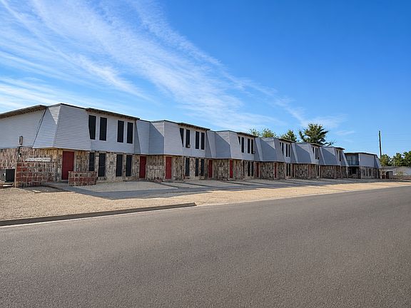2nd image of 400 W 18th St #3b910f83b