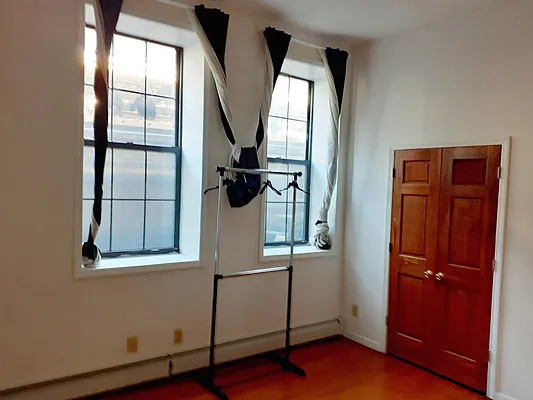 Rented by BSD Realty Worldwide Inc | media 7