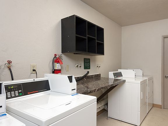 3rd image of 95 W 15th Ave APT 12