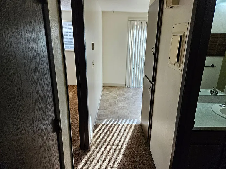 2933wi — Photo 6