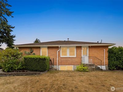 11758 1st Avenue NW, Seattle, WA, 98177