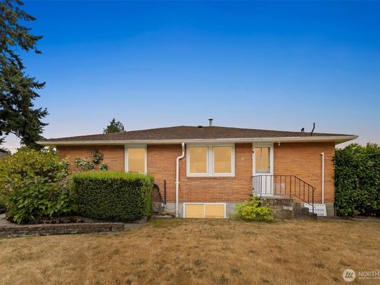 11758 1st Avenue NW, Seattle, WA 98177