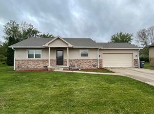 1505 E 42nd St, Anderson, IN 46013