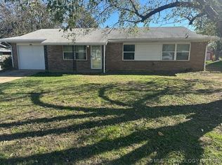 211 Trevyn St, Holdenville, OK 74848