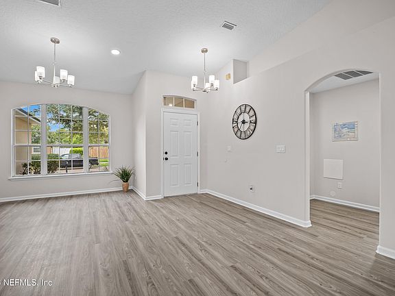 5th image of 12193 CAPTIVA BLUFF Road S
