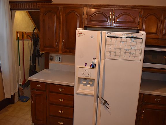 3rd image of 2707 Rosina Ave