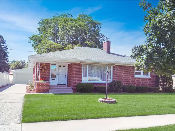 3544 21st AVENUE, Kenosha, WI 53140