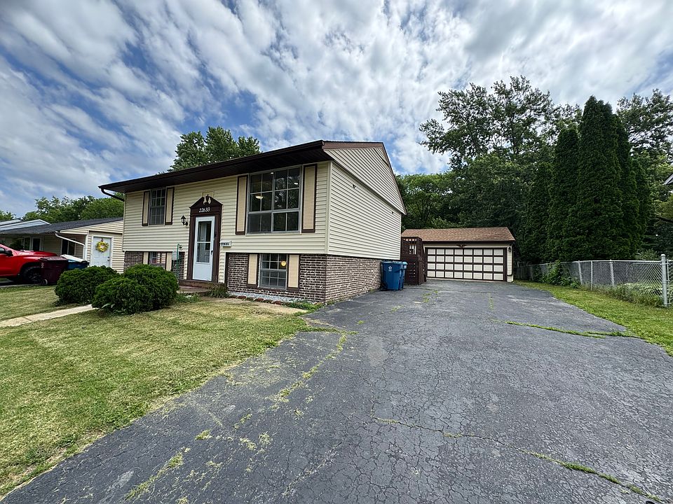 1st image of 22633 Brookwood Dr