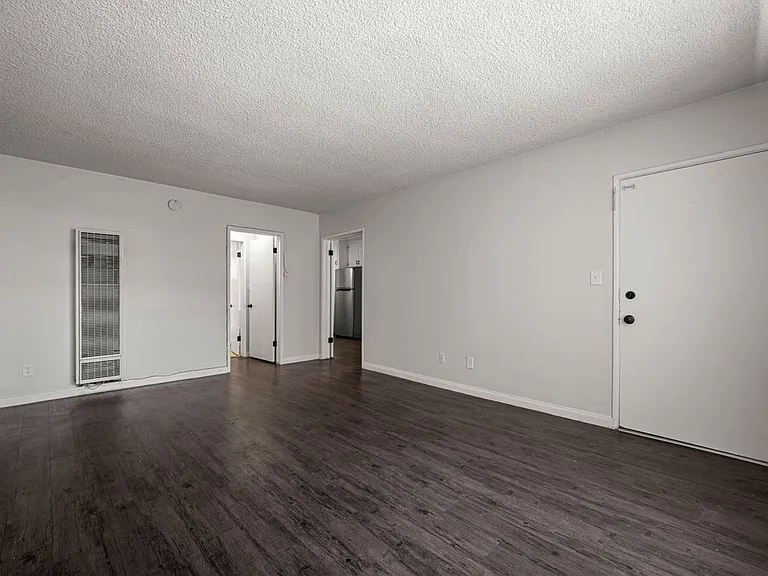 3862 S Potomac Ave — Photo 27