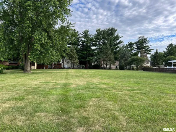 2260 E Andrew Rd, Sherman, IL 62684