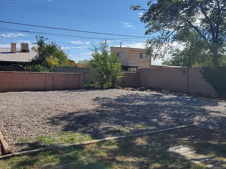 2838 Aliso Dr NE — Photo 16