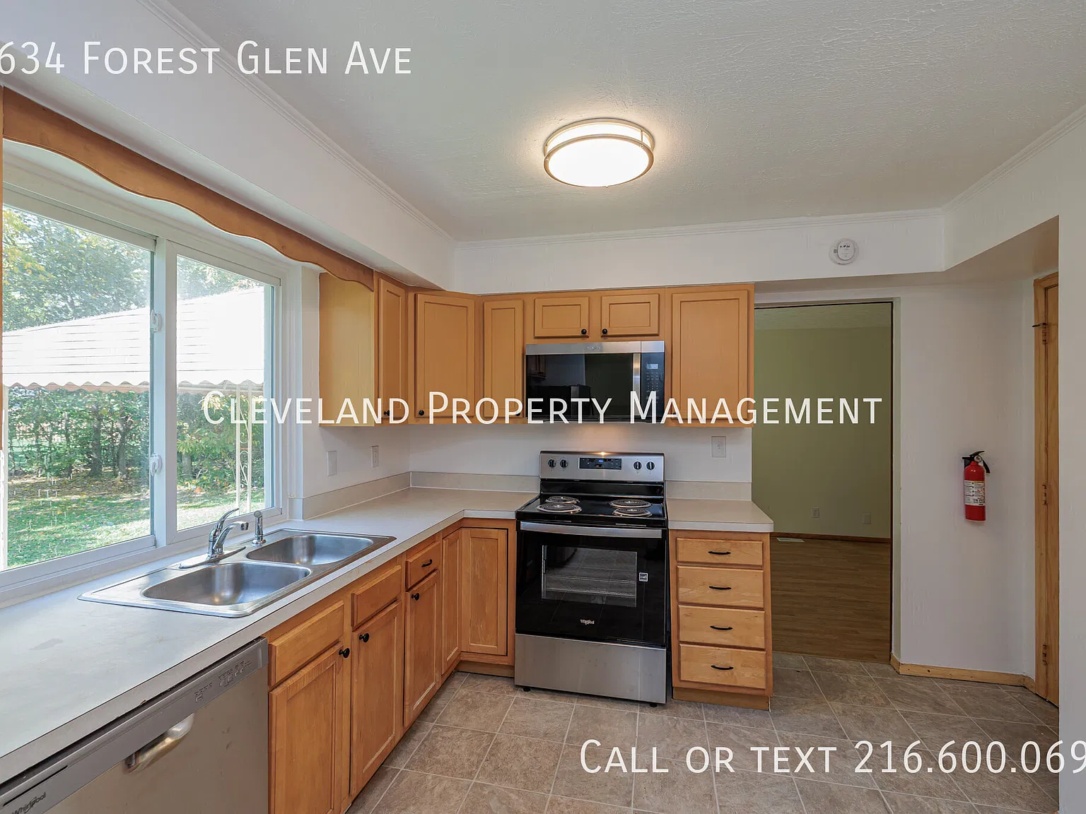 Spacious 4-Bedroom Home for Rent in Solon — Photo 3