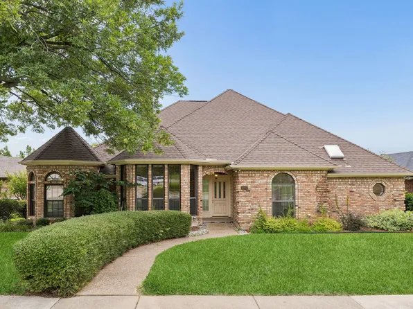 2212 Lorraine Dr, Carrollton, TX 75006