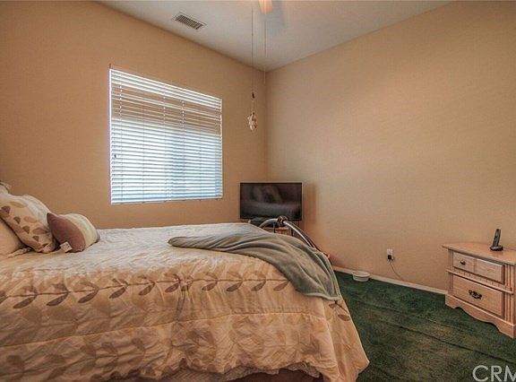 4th image of 994 Thoroughbred Ln