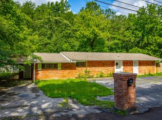 5401 Champion Rd, Chattanooga, TN 37416