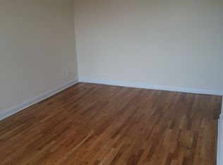 4810 37th St, Long Island City, NY 11101