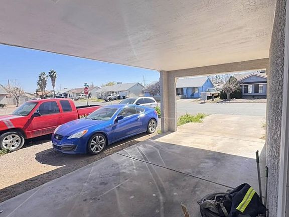 3rd image of 1350 W 19th St
