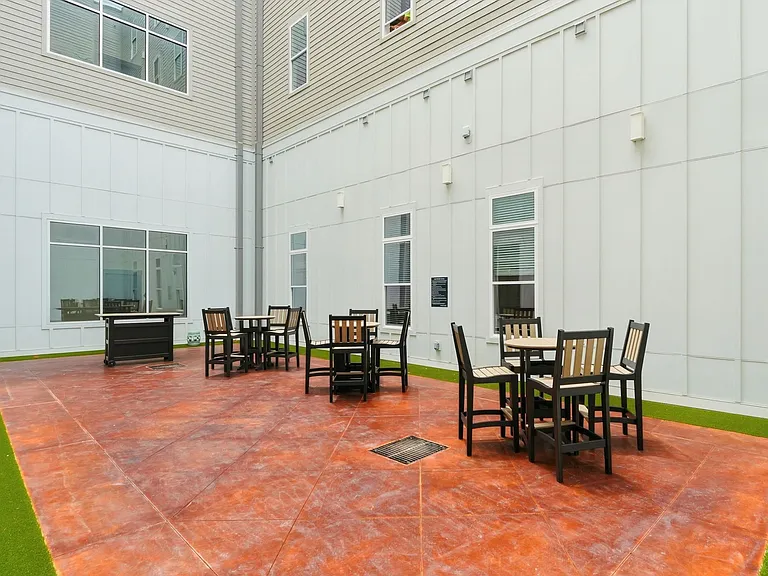 Neel's Lofts — Photo 23