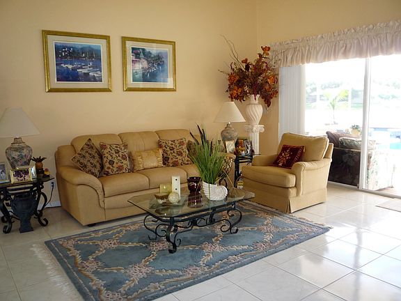 5th image of 4340 NW 63rd Ave