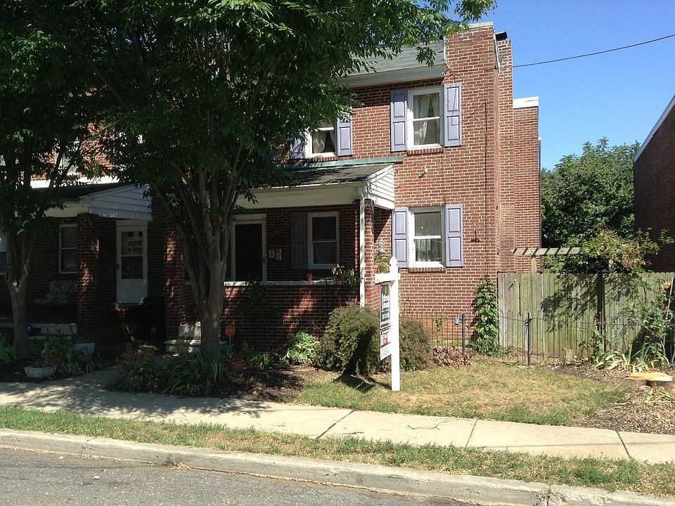 1st image of 402 S Connell St