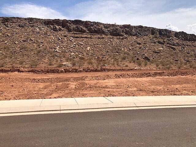 2nd image of Walnut Canyon Dr