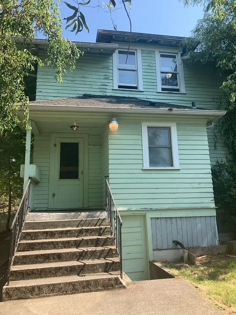 Building Photo - 1247 Franklin St