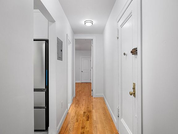 5th image of 175 Eastern Pkwy APT 1L